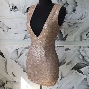 Tobi Size XS Sequin Dress